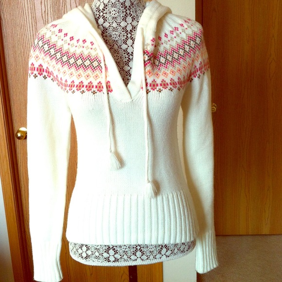 Final Price-Hooded sweater