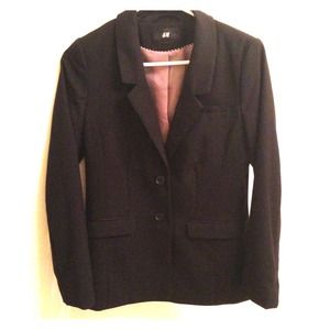 **Reserved!** H&M blazer