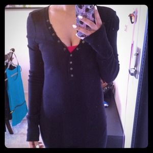 ❌SOLD---Guess Long Sleeve Top