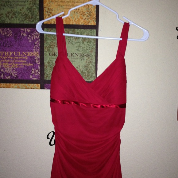 The 'little' red dress! - Picture 2 of 3