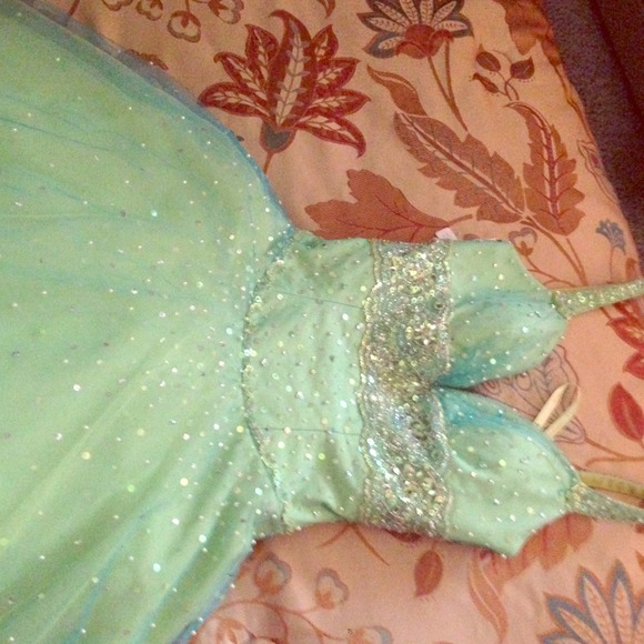 Moro lee prom dress size 4/6