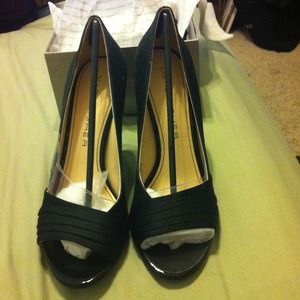 Mark fisher peep toe heels