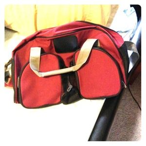 Easy-to-carry Maroon Travel Tote - never used!