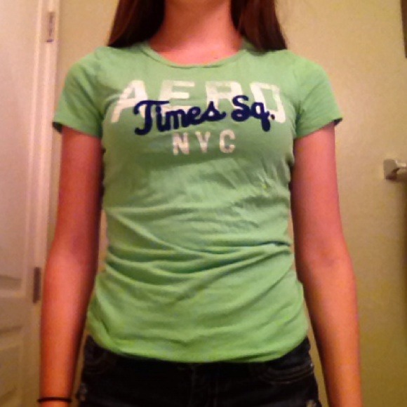 Aeropostale shirt bundle!!!! Super cheap - Picture 3 of 4