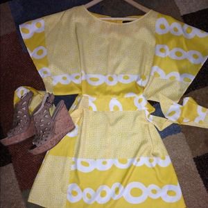 BcBg very cute summer dress.