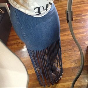 Cemi ceri fringe skirt
