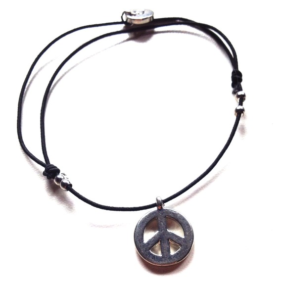 Peace sign bracelet