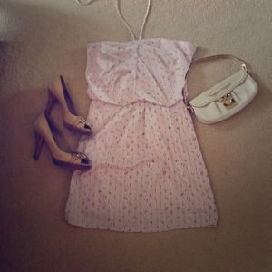 ❌SOLD❌💞Beautiful baby pink halter tie dress 💞