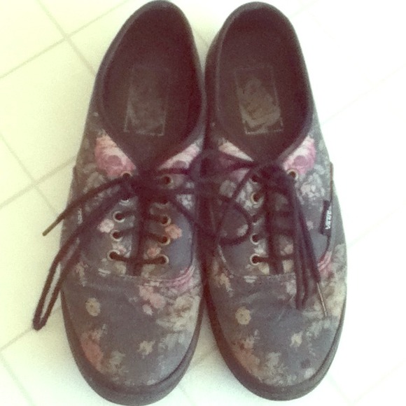 🌸Floral Vans🌸 PRICE REDUCED