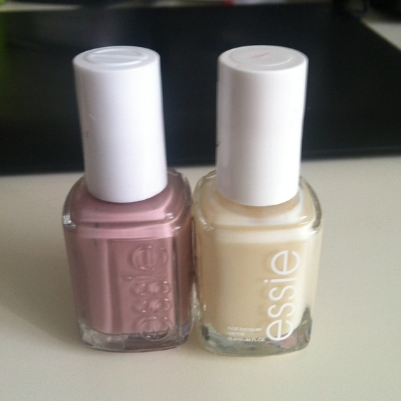 Bundle! Essie 3 Nailpolish