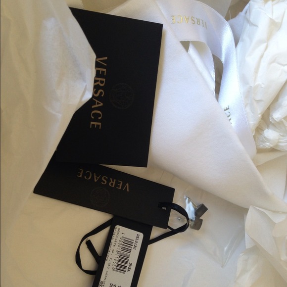 Versace 16cm open toed pumps. Fairly new - Picture 4 of 4