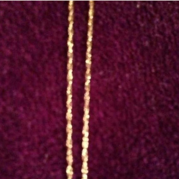 10k Gold pendant with diamond and chain - Picture 2 of 3