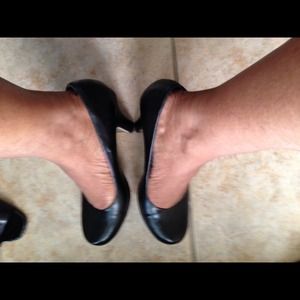 Madden Girl round toe low heels!