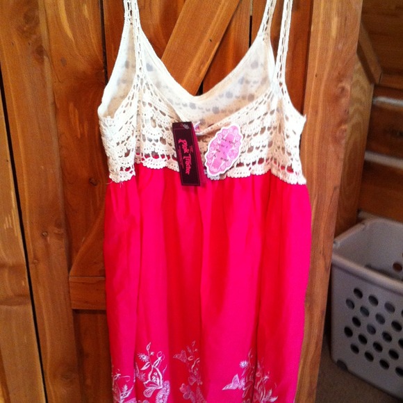 Pink Dress! - Picture 2 of 2