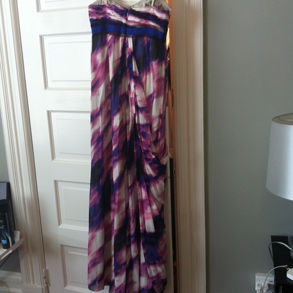 BCBG strapless gown - Picture 3 of 4
