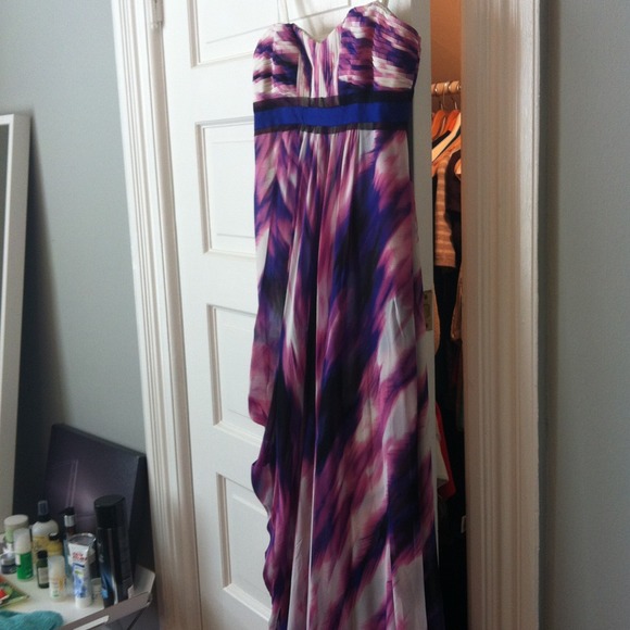 BCBG strapless gown - Picture 4 of 4