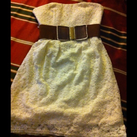 Strapless dress