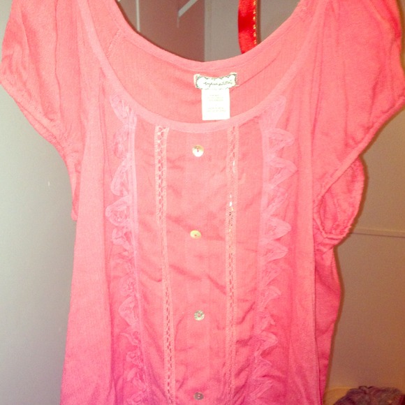 Adorable pink top