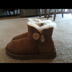 RESERVED...ugg mini bailey button boots