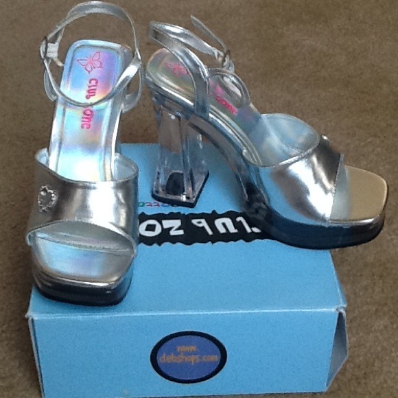 Disco shoes 👀 4 ur Halloween costume!