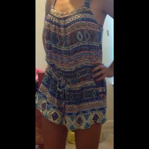 Cute tribe print romper !🌷🌸