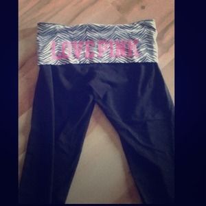 🎀SOLD🎀 in bundle Victoria secret yoga pants