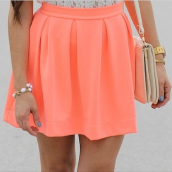 HOST PICK!🔥Neon coral pleaded skirt