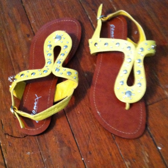 Sandals. Sold!!!!!!!!:)