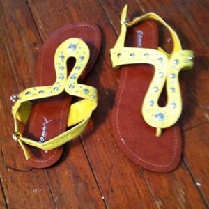 Sandals. Sold!!!!!!!!:)