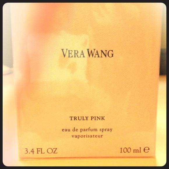 Vera Wang Truly Pink Perfume