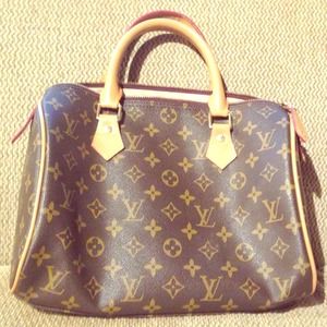 Speedy 30 - Monogram