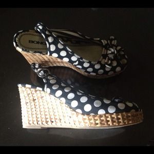 Polka dot wedge heels