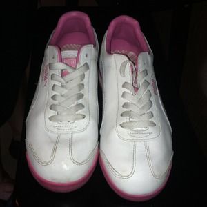 White and pink Puma Roma