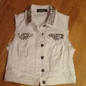 White denim studded vest