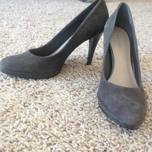 Grey suede pumps