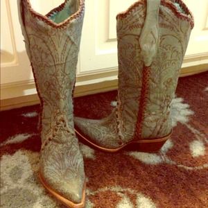 Corral Vintage Turquoise Boots!!!!!