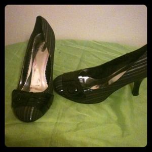 Charcoal gray pin striped business heels