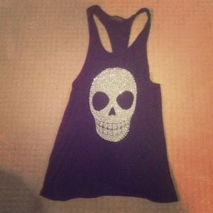 Skull tank