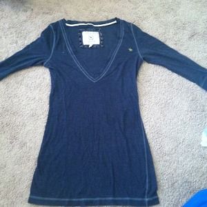 Navy 1/4 sleeve shirt