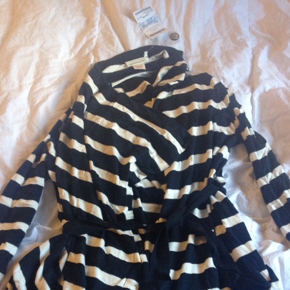 jojo maman bebe cardigan wrap navy and white