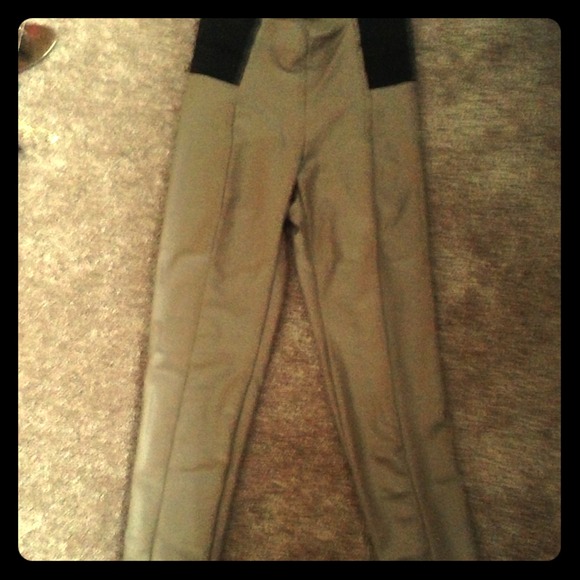 ✨Really nice Highwaisted Legging Beige ✨