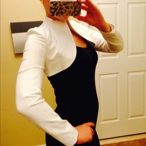 REDUCED Stunning mini jacket---Never Worn