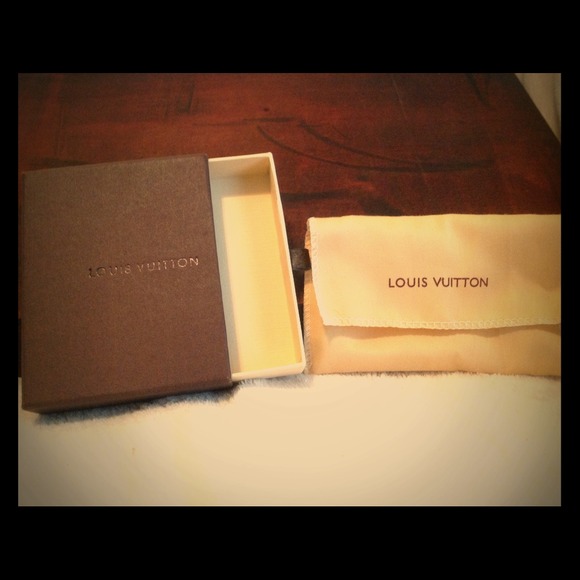 Louis Vuitton box