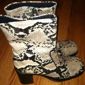 Durango Costume Boots