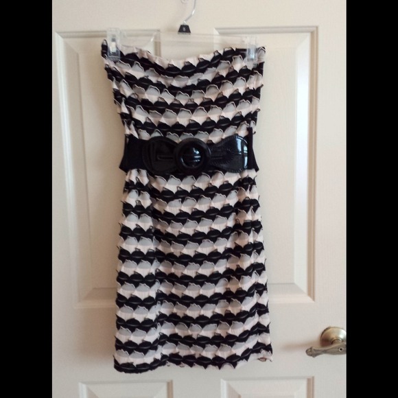 Strapless cream and black dress with belt