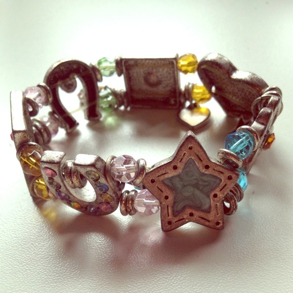 Luck stretch bracelet