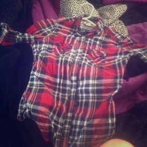 Western plaid button up shirt!