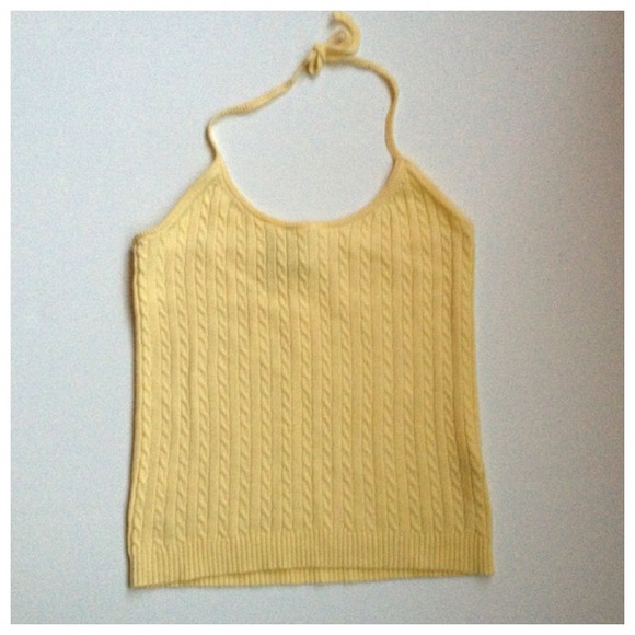 ๐SOLD๐ A&F pastel yellow cable knit crop halter - Picture 2 of 2