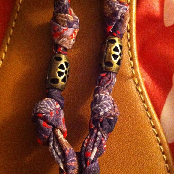 Sandals - Picture 3 of 3