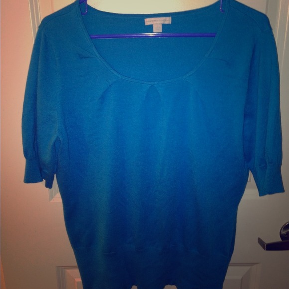 2 women's sweater style tops! Brand new!